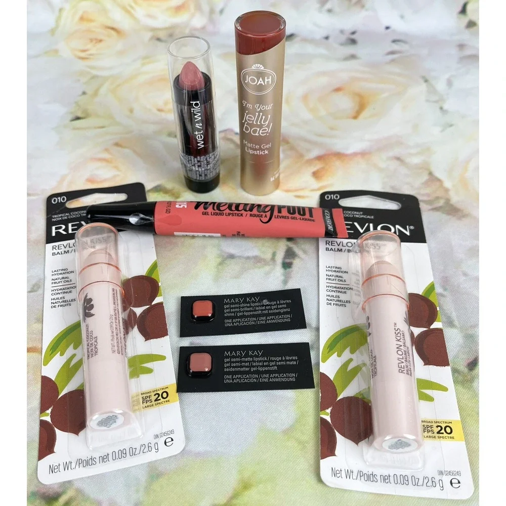 Lipstick Lot Revlon Covergirl Joah Mary Kay Melting Pout Wet N Wild Frost Makeup